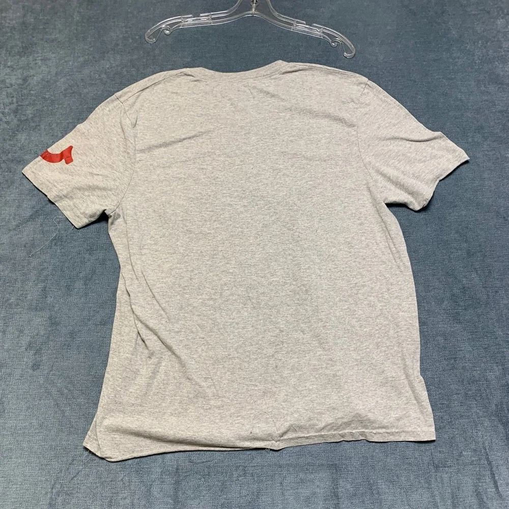True Religion T Shirt Mens XL Heather Gray V-Neck Short Sleeve Classic Pullover